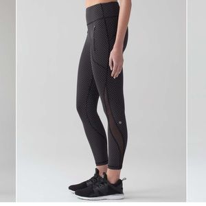 Lululemon leggings with reflective dots ,size 2